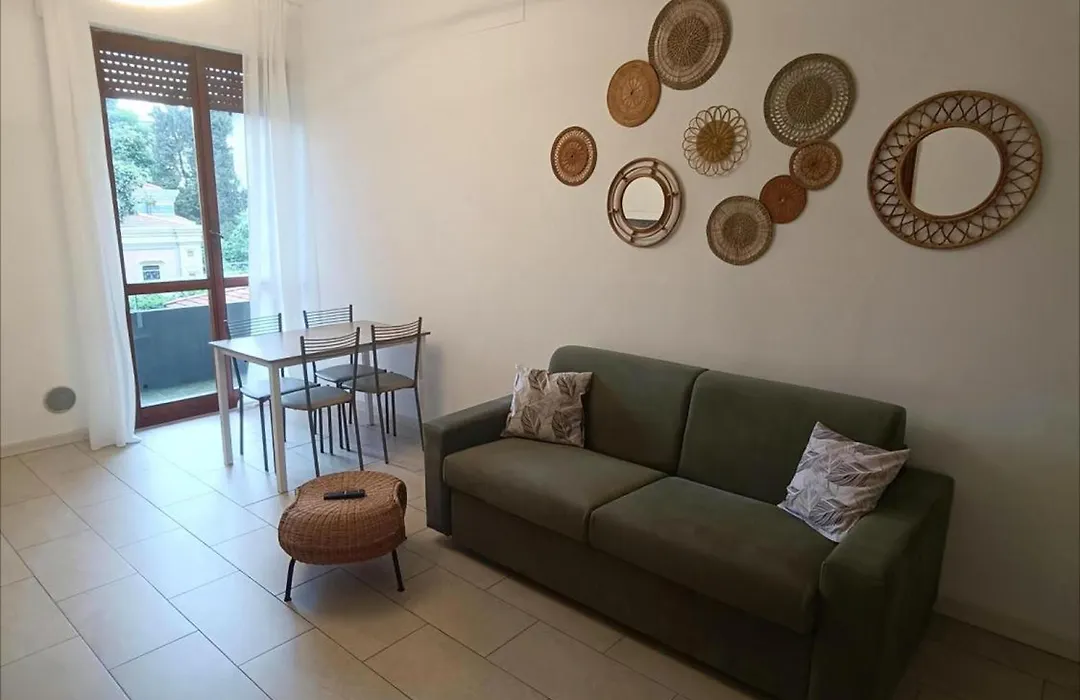 Bibi'S House-1